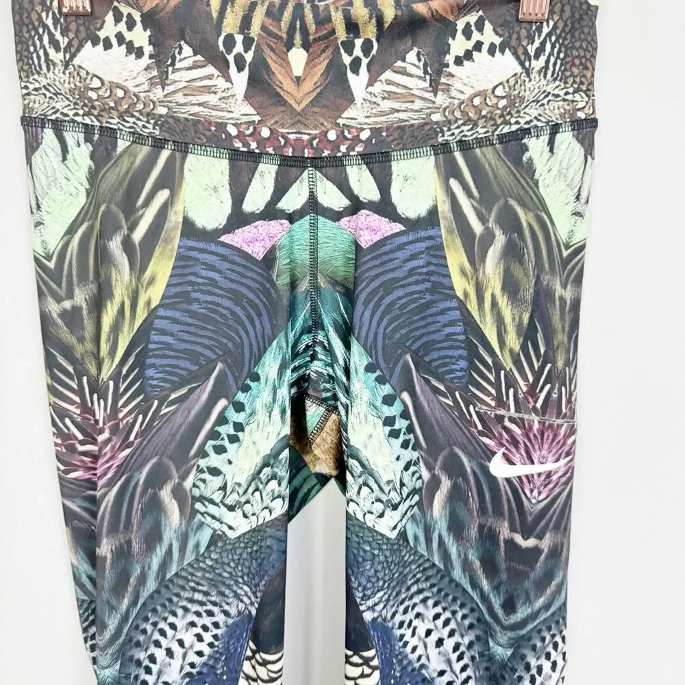 NIKE | Jungle Safari Feather Animal Print Dri-Fit Leggings Women’s Size Medium